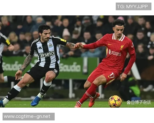 英超争夺白热化：第二至十四名积分榜仅差七分，谁能笑到最后？